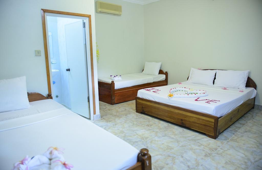 Zana Beach Guesthouse Sihanoukville Bagian luar foto