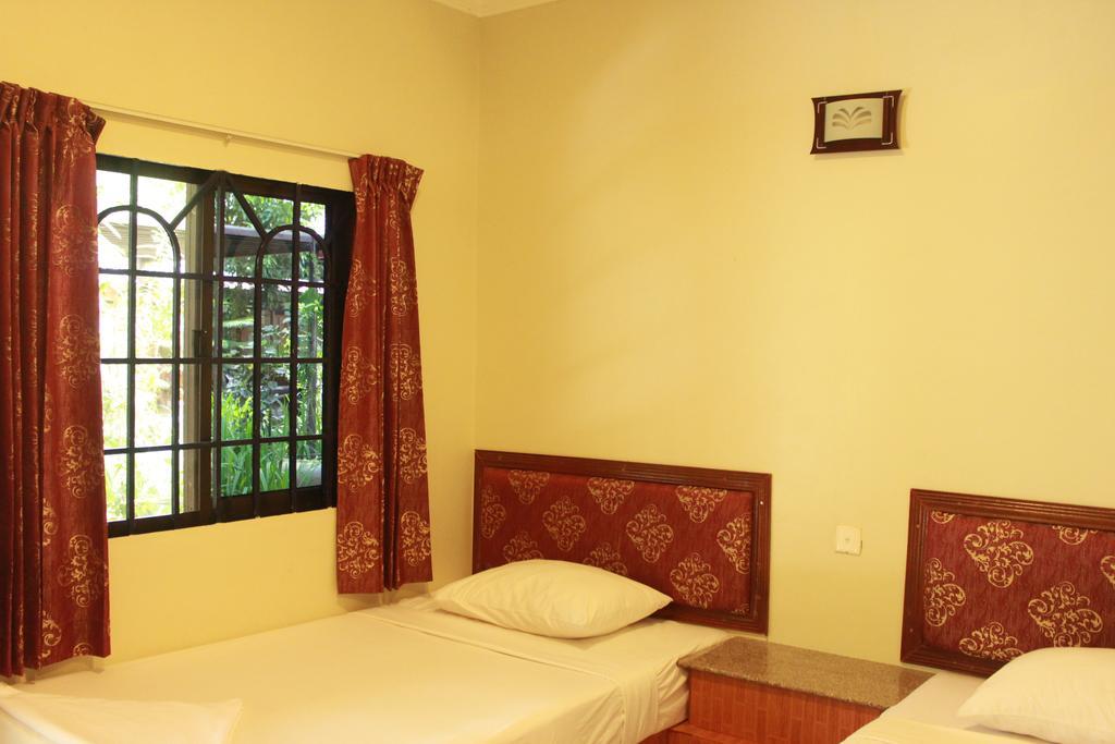 Zana Beach Guesthouse Sihanoukville Bagian luar foto