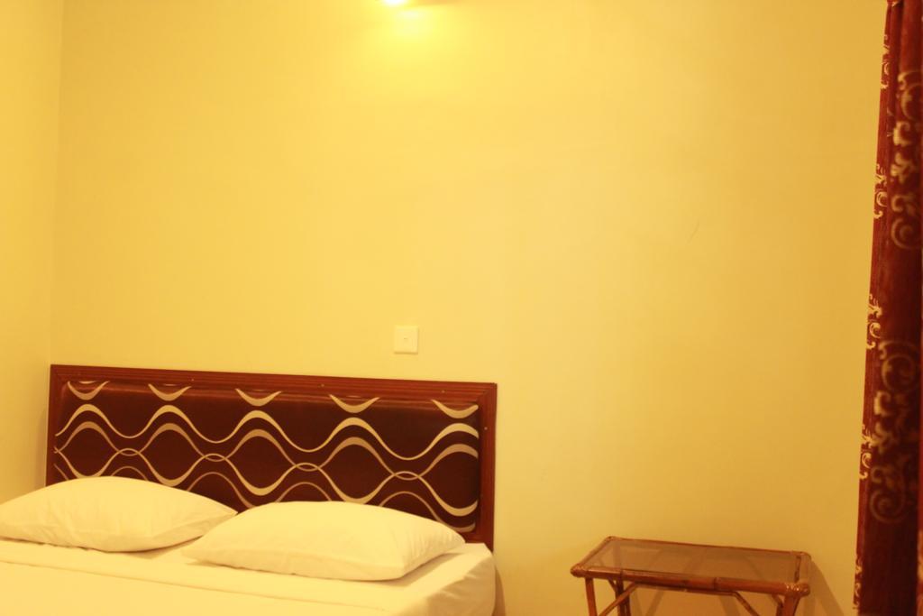Zana Beach Guesthouse Sihanoukville Bagian luar foto